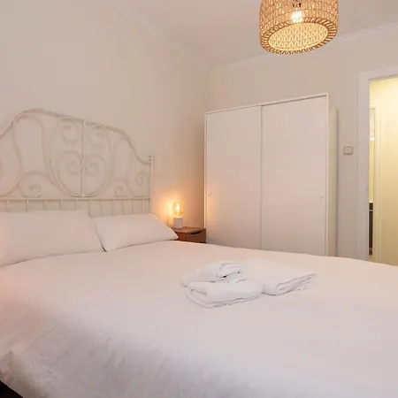 アパート Comfortable And Spacious In ア・コルーニャ